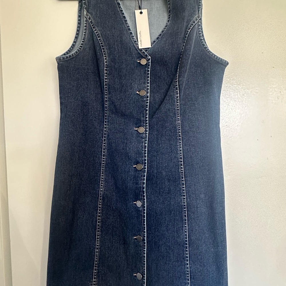 Habitual Sleeveless Dark Denim Button-Front Mini Dress NWT - Picture 3 of 6